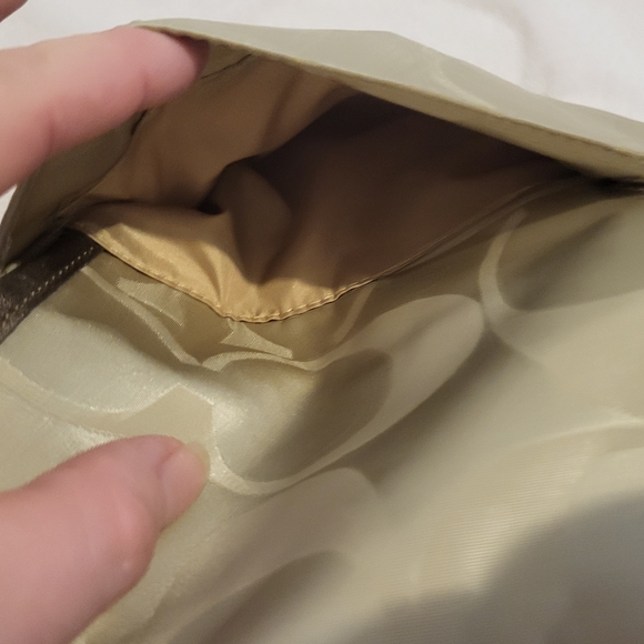 NWT coach messenger purse - Picture 5 of 7